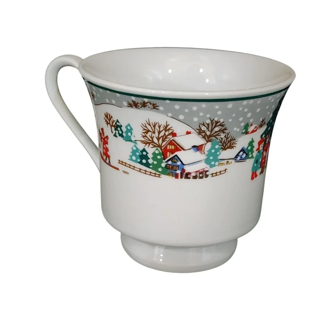 Vintage Christmas Wonderland Porcelain China 20pc‎ Dinnerware Set Holiday Design